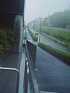 官邸周辺