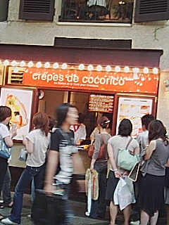 クレープ屋