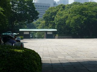 中門