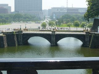 鉄橋から見た石橋
