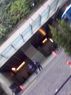 首相官邸前