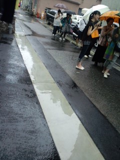 開場５分前