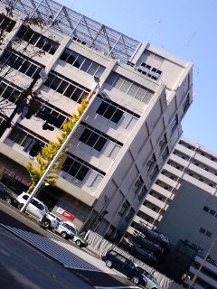 行動開始