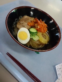 本日の朝食兼昼食