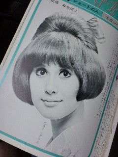 山本リンダ