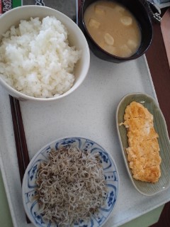 本日の朝食