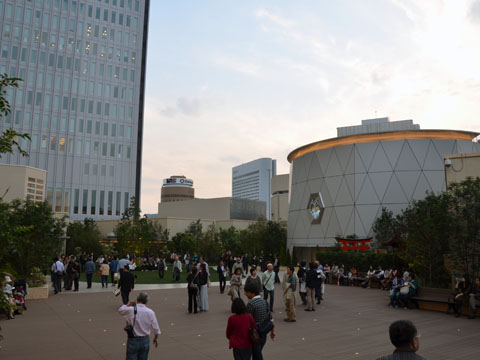 屋上広場の風景