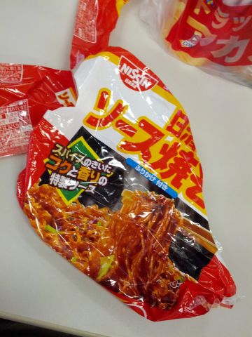 本日の朝食兼昼食