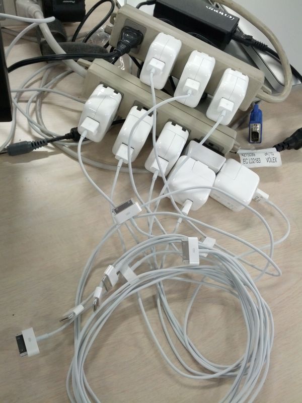 充電器
