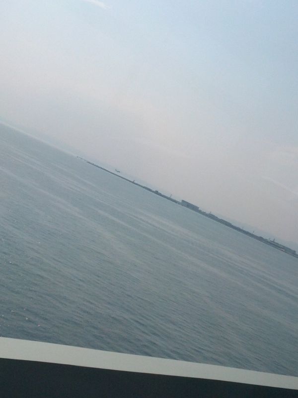 関空島到着