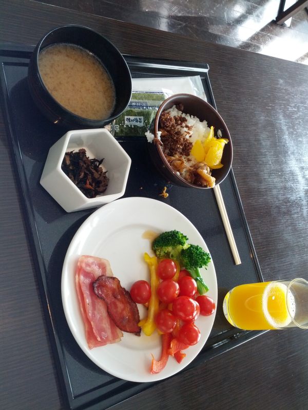 本日の朝食