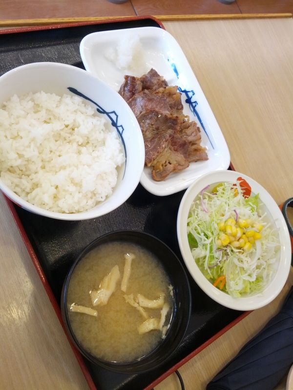 本日の朝食