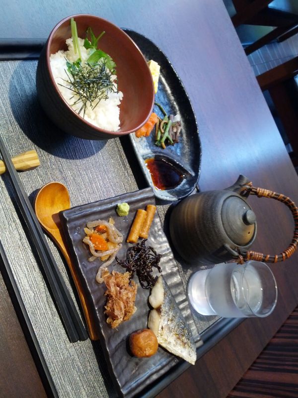 本日の朝食