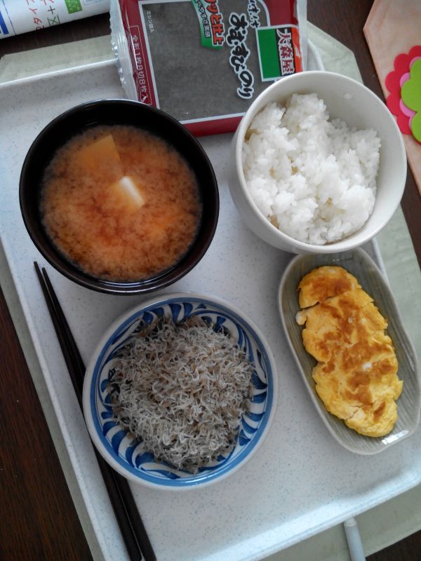 本日の朝食