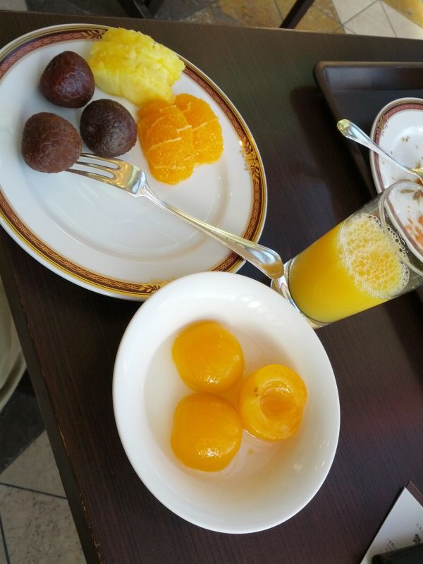 本日の朝食２