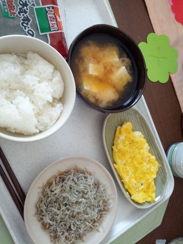 本日の朝食