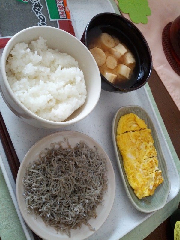 本日の朝食