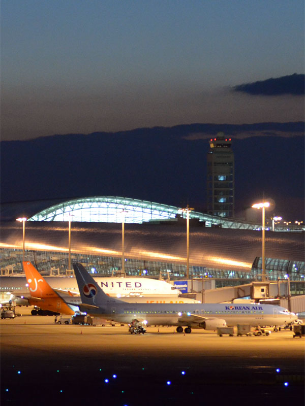 夜の関空