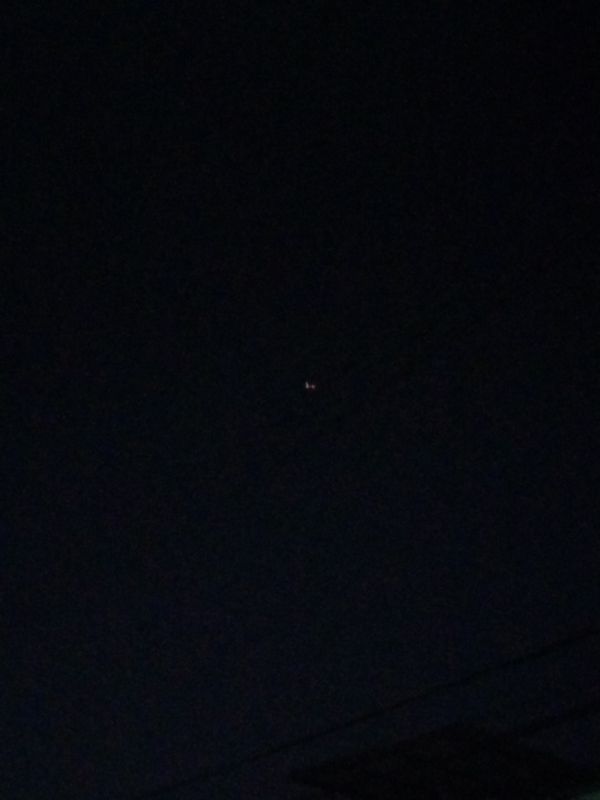 夜の飛行機