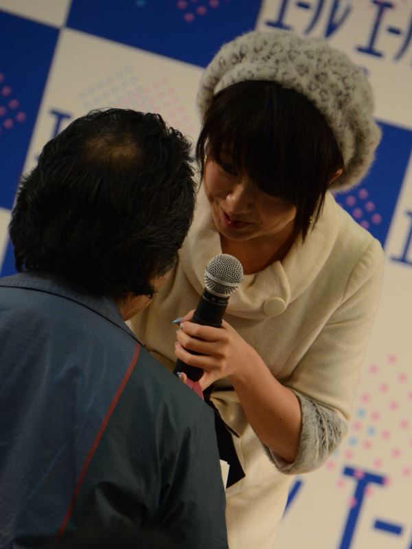 観客乱入