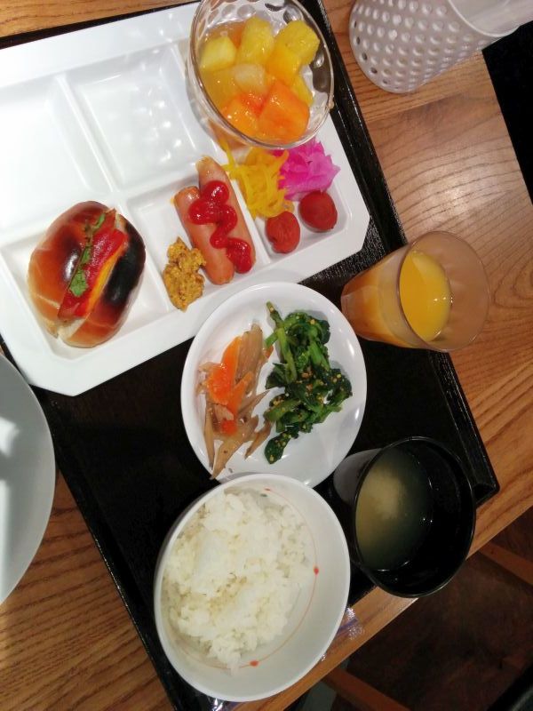 本日の朝食