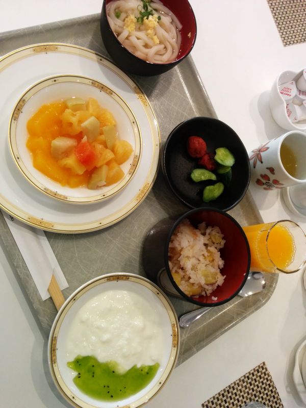 本日の朝食