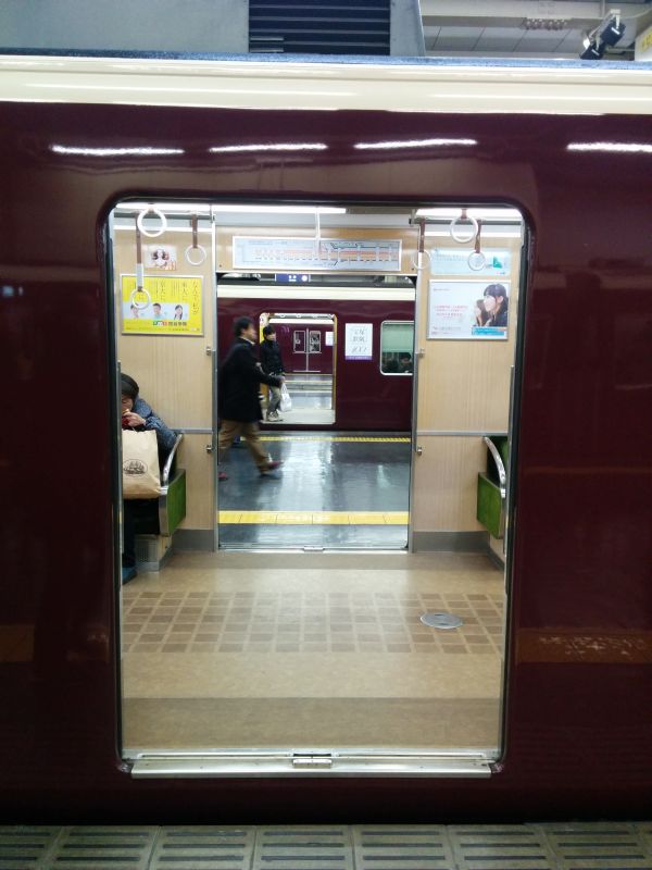 電チラ