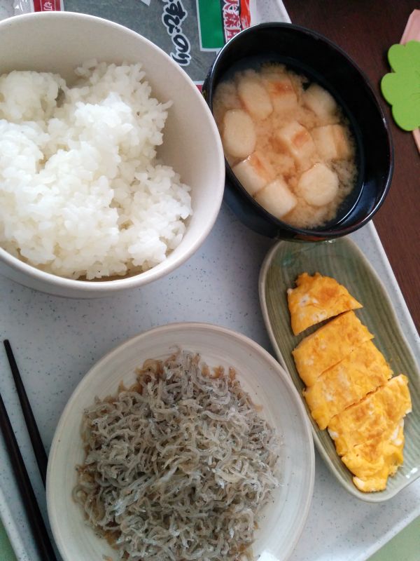 本日の朝食