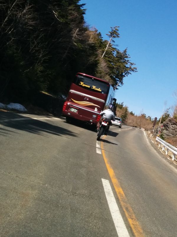バイクの追い抜き