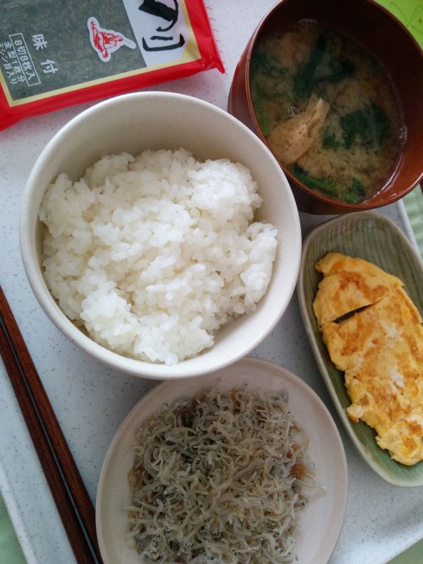 本日の朝食