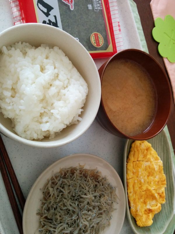 本日の朝食