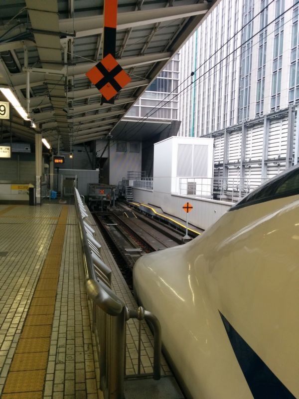 新幹線東京駅のドンツキ