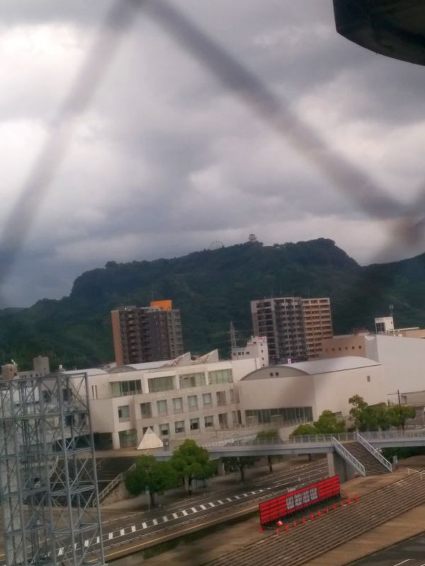 観覧車と塔
