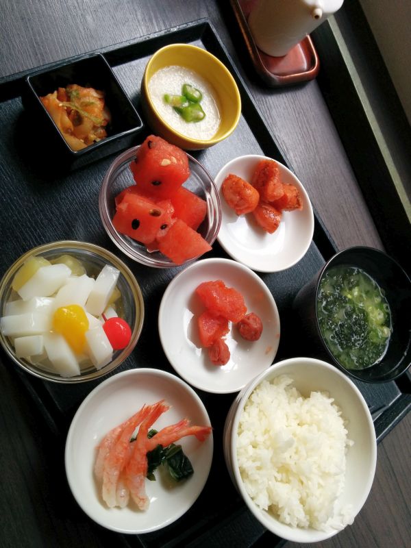 本日の朝食