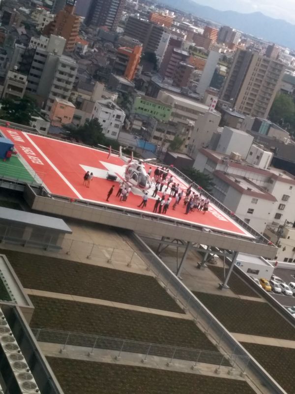 屋上ヘリポート