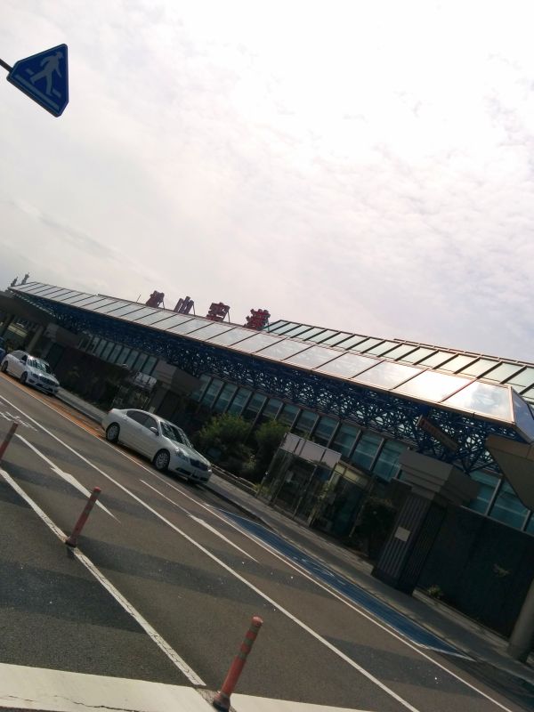 松山空港着
