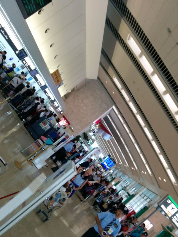 手続きカウンター