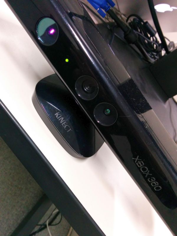 KINECT