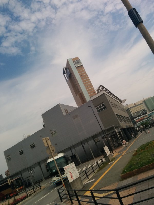 高松シンボルタワー
