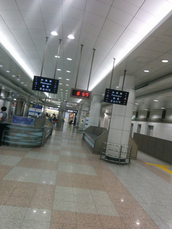身分証明証提示コーナー