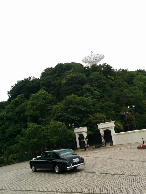 パラボラアンテナ