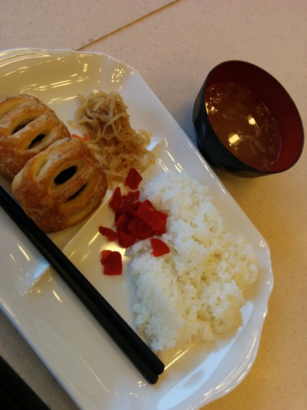 本日の朝食