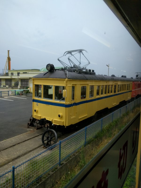 古い電車