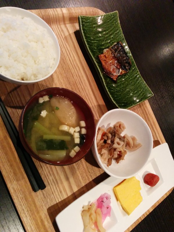 本日の朝食