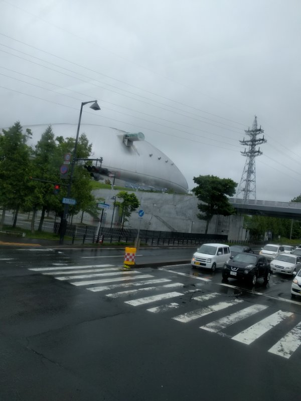 札幌ドーム横通過