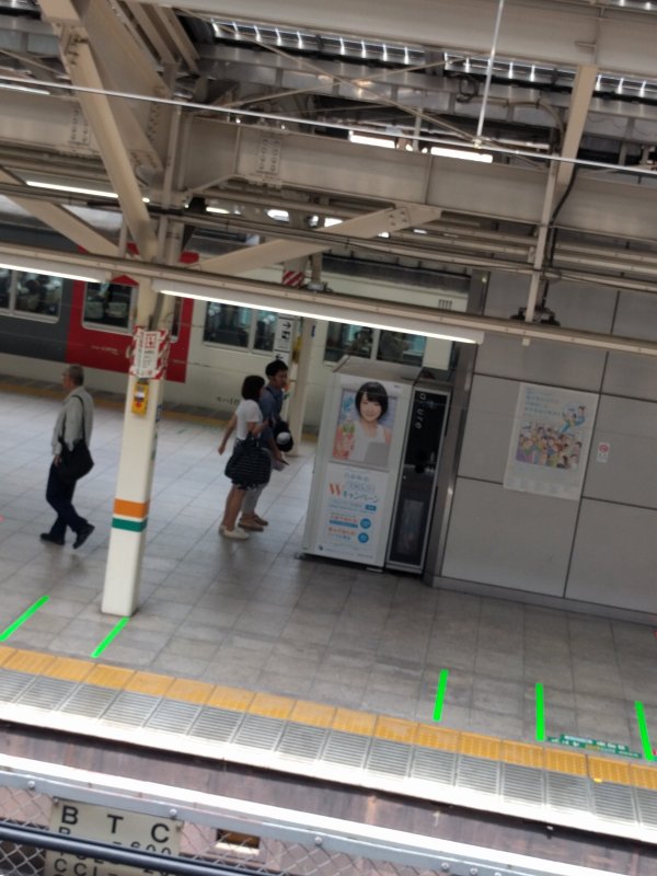 自販機横のポスター３