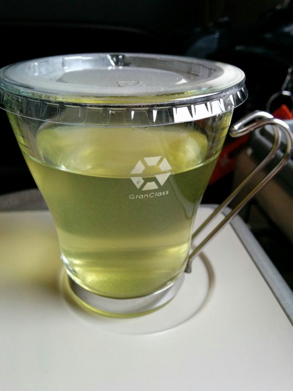 温かい緑茶
