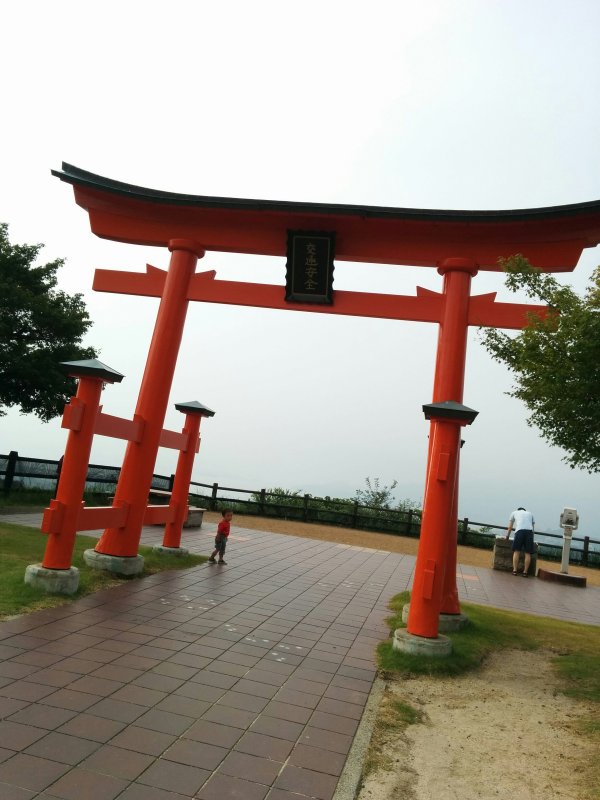 鳥居