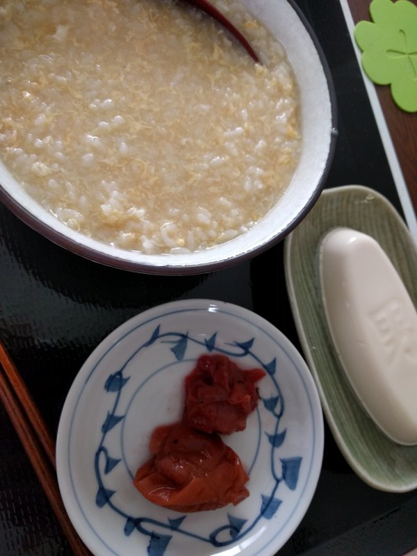 本日の朝食兼昼食