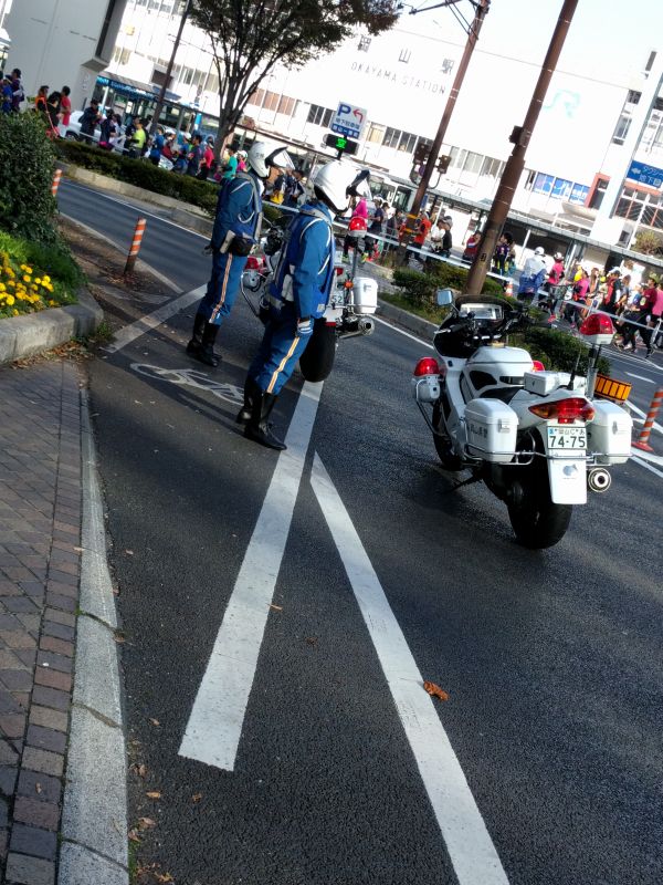 警備のお兄さん